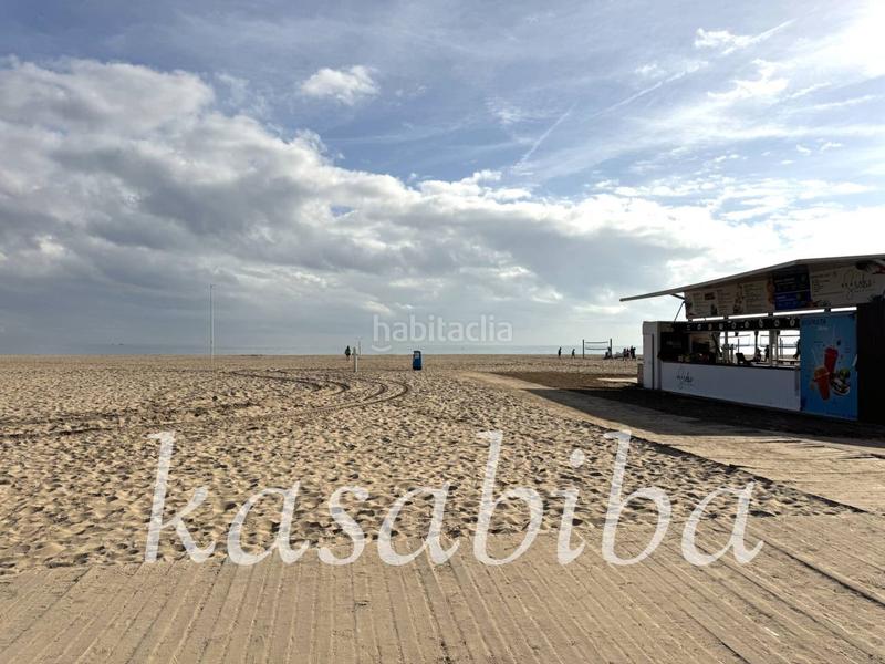 Foto 1742d828-11e0-49b2-9659-d7cfda52a71a. Casa amb calefacció aparcament a El Cabanyal-El Canyamelar Valencia