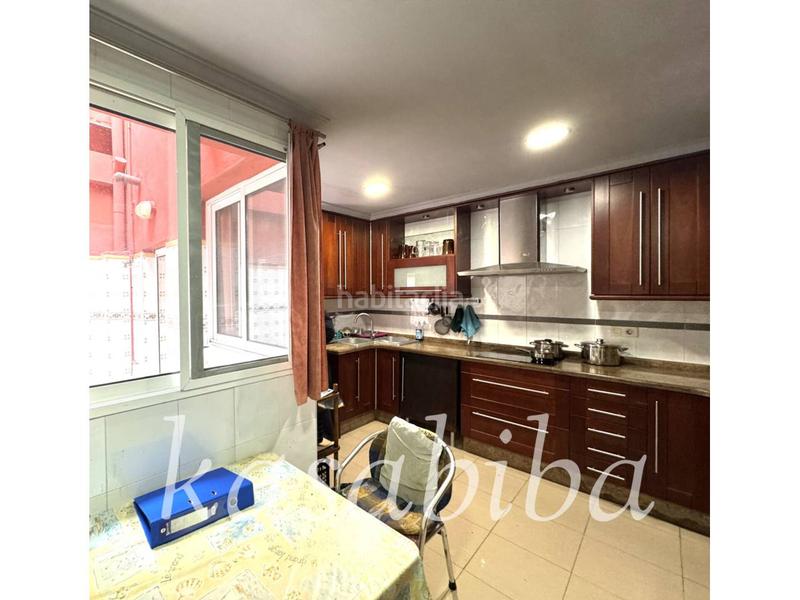 Foto a049afd8-3d4f-4273-9821-6b0546b12c8e. Casa amb calefacció aparcament a El Cabanyal-El Canyamelar Valencia