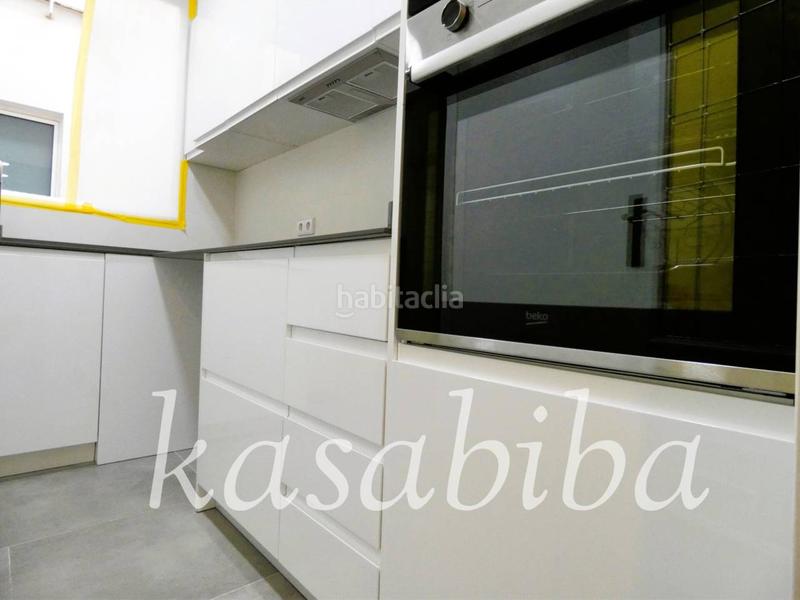 Foto d4328cb0-f7ba-4a40-a55c-b02e9a70b227. Location appartement avec chauffage dans Russafa Valencia