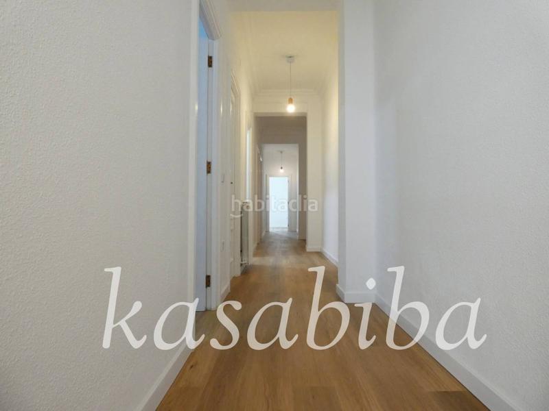 Foto 8bc06aa5-b783-44e8-a7fe-41c9f0b3e4b1. Miete etagenwohnung mit heizung in Russafa Valencia