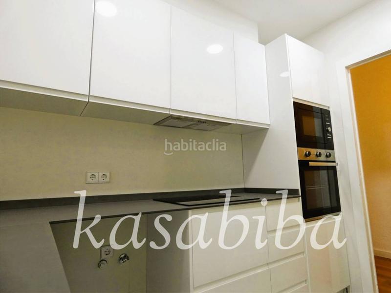 Foto 9922ef42-7af2-424c-8f24-657b67066168. Rent flat with heating in Russafa Valencia