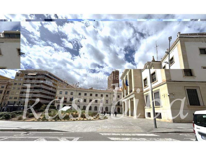 Foto 0471dddb-5765-4630-991c-e29131bed7b4. Parking voiture dans Barrio del Centro Alicante