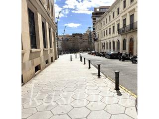 Aparcament cotxe  Navas. Parking en venta en centroensanche