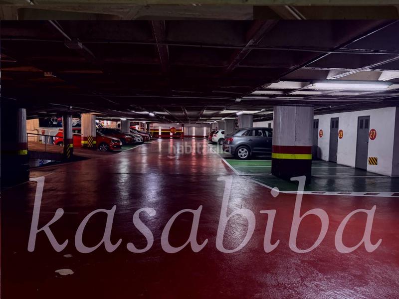 Foto 87614420-95df-4ca8-9baf-91ef067c9736. Parking voiture dans Barrio del Centro Alicante