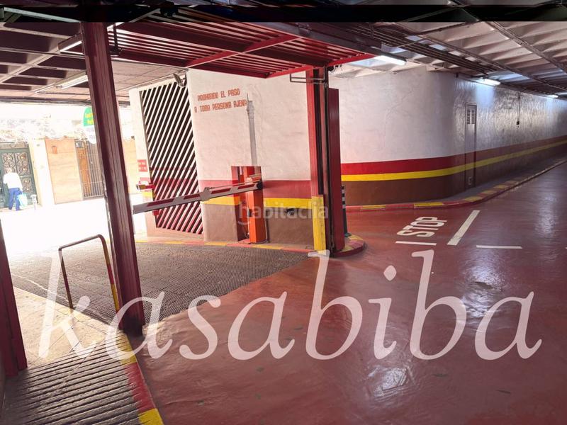 Foto c8fe4c3f-0cc5-422c-a913-08e4d840905d. Parking voiture dans Barrio del Centro Alicante