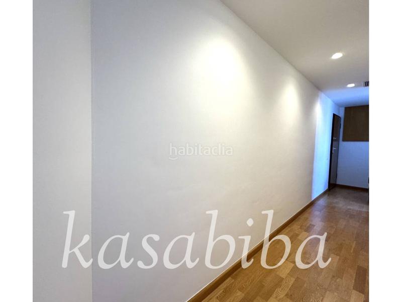 Foto c88342f0-f94e-4612-b524-707e9d6c564f. Location appartement avec chauffage parking dans El Botànic Valencia