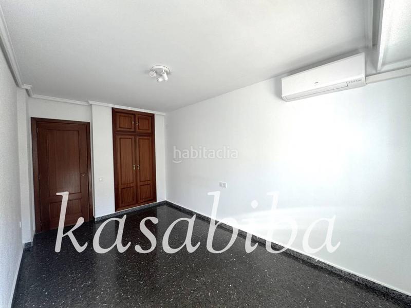 Foto 9bfa1afb-cf14-4d1e-be39-d9838c8f4faa. Location appartement avec chauffage parking dans Arrancapins Valencia