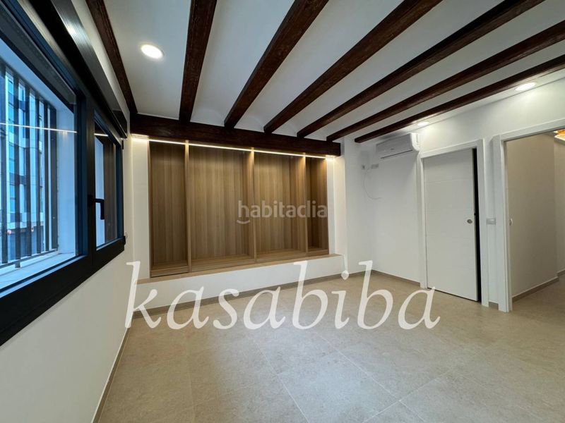 Foto c07b5e0f-e733-49dd-b638-f97e41a132a4. Alquiler piso  en alquiler en extramurs en La Petxina Valencia