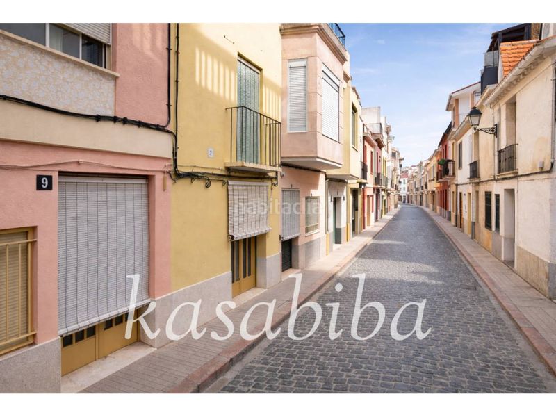 Foto 753c979b-a097-45f4-aa66-2f2b3463bd06. Casa amb aparcament a Albuixarres Alzira