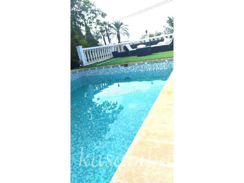 Foto 6d304777-8501-4f6d-b042-0bac7eb2aaf1. Xalet amb piscina a Marines