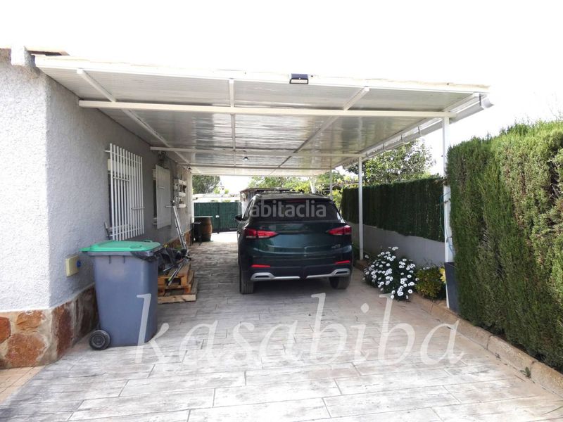 Foto 7e59a9c0-1e57-487a-8541-ed6930d1c561. Xalet amb piscina a Marines