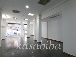 Local Comercial  Calle san jose de la montaña. Local en venta en arrancapins