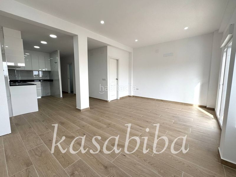 Foto b10b76dd-86b8-4628-b083-3637bdd10df7. Pis a Nou Moles Valencia