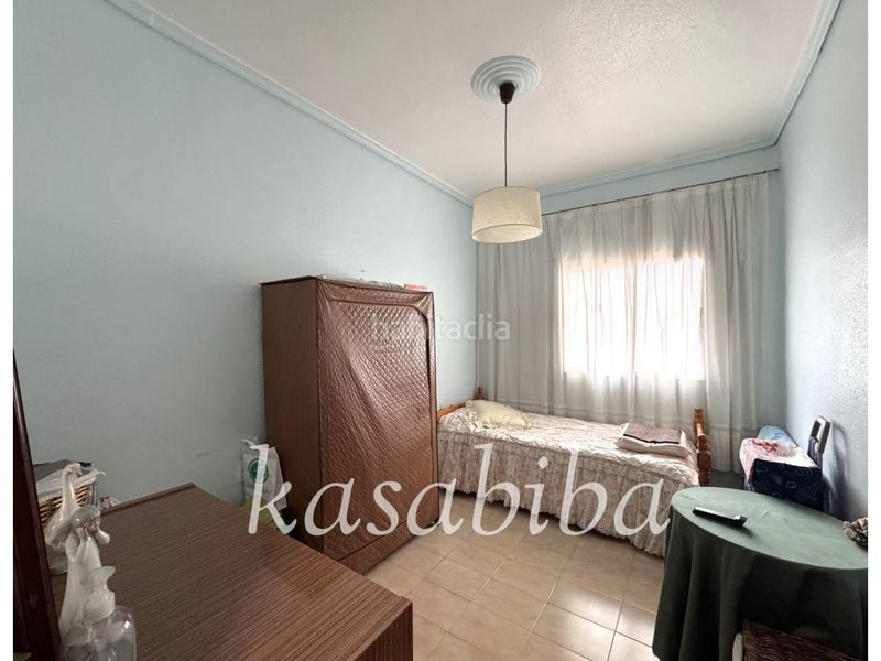 Foto b6870060-f8a5-4b3f-a49d-502111b77075. Pis a Nuevo Centro Sagunt