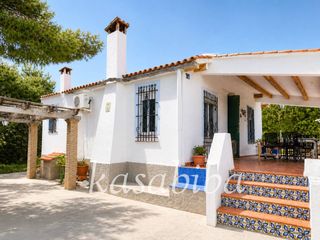 Masía  Calle urbanización los corrales, poligono. Chalet rustico en venta en montroy