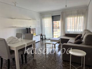 Pis a Calle Campoamor