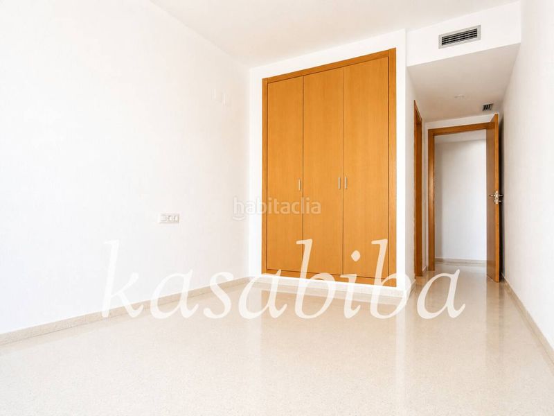 Foto a36d5b7f-d121-498b-9a4d-8c4125fe5387. Pis amb calefacció aparcament a Rocafort