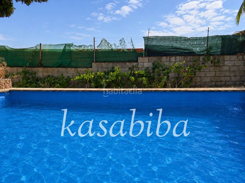 Foto 8471d77a-dd32-4f9d-97fb-388bf79e8e1c. Xalet amb piscina a Vilamarxant