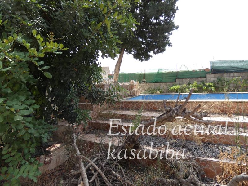 Foto a986103b-5e5e-45db-97a8-da6fd1219b40. Xalet amb piscina a Vilamarxant