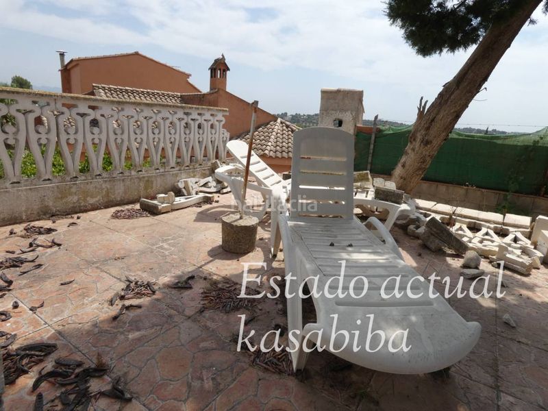 Foto ec22066b-8ff7-4361-9fc9-0f3789c9c369. Xalet amb piscina a Vilamarxant