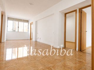 Pis  Calle actor vicente mauri. Piso en venta en poblats maritims