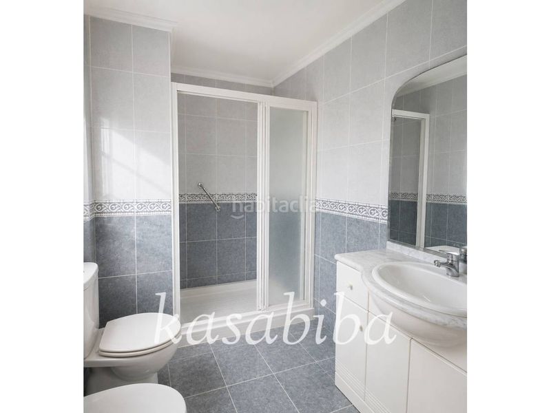 Foto b1efcf42-5331-450d-ab6e-9eb7c003be97. Pis a L´Hort de Senabre Valencia