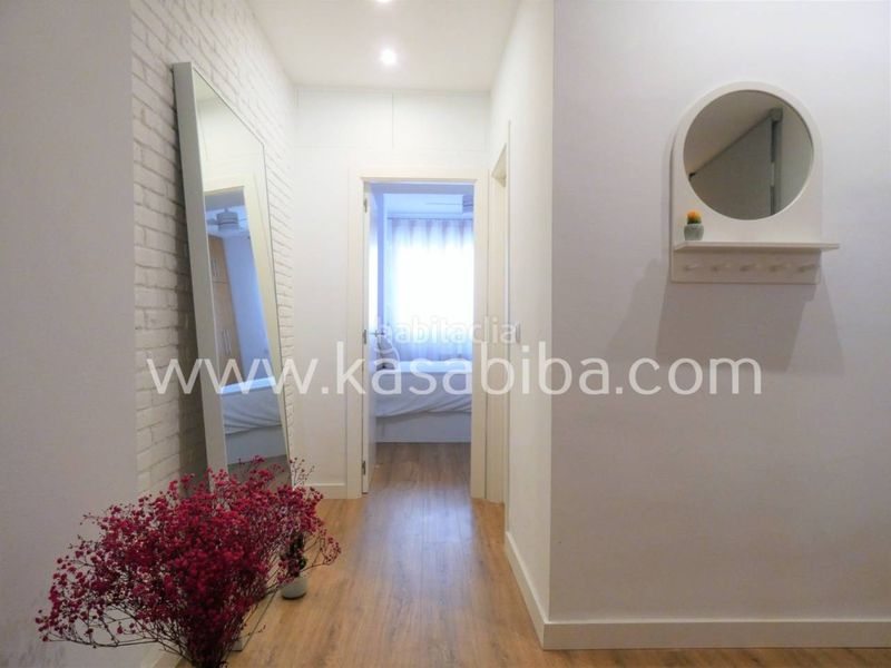 Foto fa92f65b-1376-4c5e-95d4-cb941db6e5d9. Pis amb calefacció a Russafa Valencia