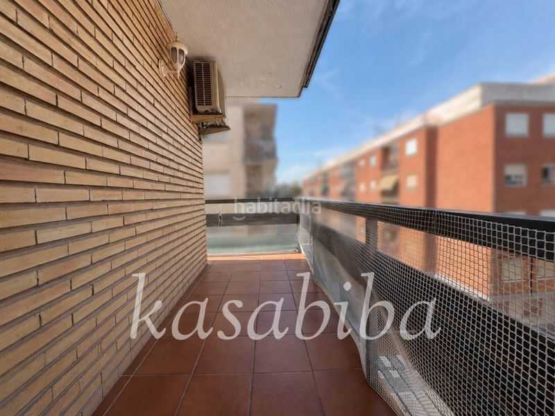 Foto df4ed608-7612-4a69-82f8-913d744b1d3c. Pis a Zona Campus Universitario Burjassot