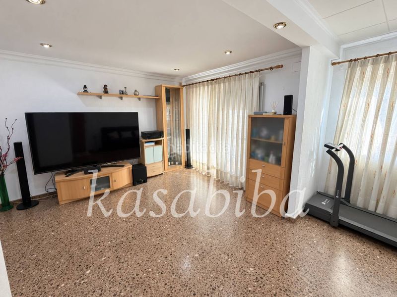 Foto 0dd4d286-0866-4aef-a428-a06f36c13ffd. Piso vivienda con plaza de garaje incluida en Centro Ciudad Manises