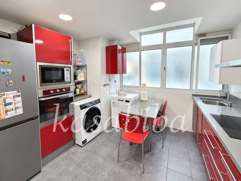 Foto b9d21bd5-dfec-4fae-9ff9-dc675e90bf17. Piso vivienda con plaza de garaje incluida en Centro Ciudad Manises