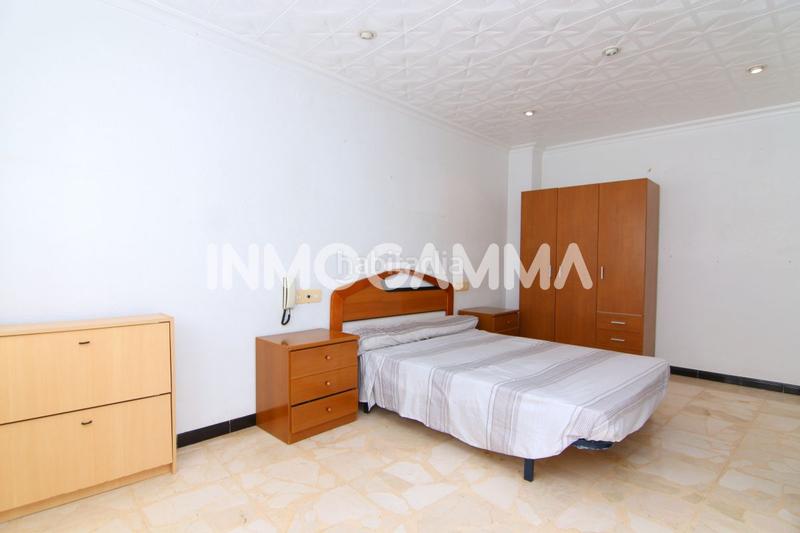 Foto a9ceeb8c-6706-4419-8480-b44010168057. Duplex in pueblo de Cullera Cullera