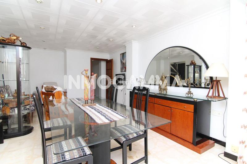Foto b8d70de2-9b2d-4e97-a3b5-2f99c02659f9. Duplex in pueblo de Cullera Cullera