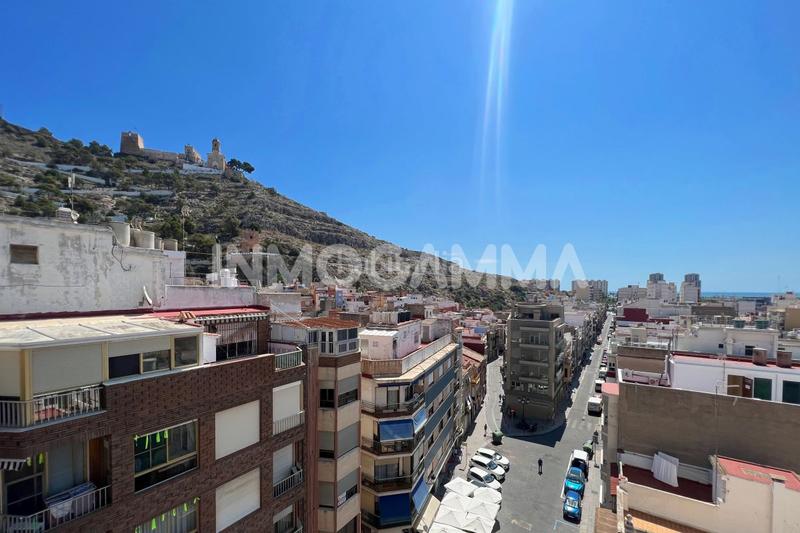 Foto cf55f3e2-d7f9-404a-848e-8079a0ec4c1d. Duplex in pueblo de Cullera Cullera