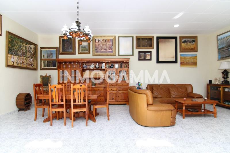 Foto 1f8c5855-0c31-4d99-a116-bfa161de983e. Chalet  en venta en Racó, 4 dormitorios. en Cullera