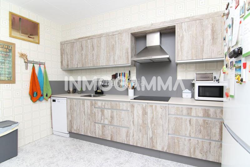 Foto aae95f35-47cc-4e7f-be48-3772d2f27cb1. Chalet  en venta en Racó, 4 dormitorios. en Cullera