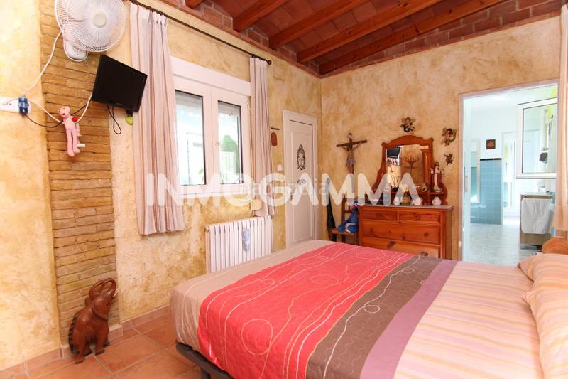 Foto e82cc02b-d445-422b-8012-dc9904f58d98. Chalet  en venta en Racó, 4 dormitorios. en Cullera