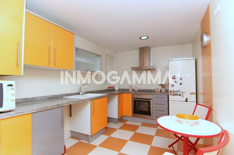 Foto 384c5369-5493-44cf-8c03-4d46bc9817f7. Piso  en venta en llauri, 3 dormitorios. en Llaurí