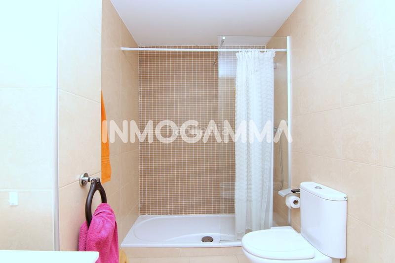 Foto 9b2fb2af-0900-4be6-a218-ce80a820c343. Piso  en venta en llauri, 3 dormitorios. en Llaurí