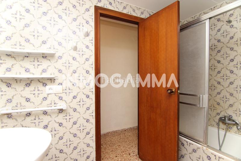 Foto 9e36f3c8-b41d-4428-9935-24bf393b4b18. Piso  en venta en Racó 1 línea, 4 dormitorios. en Cullera
