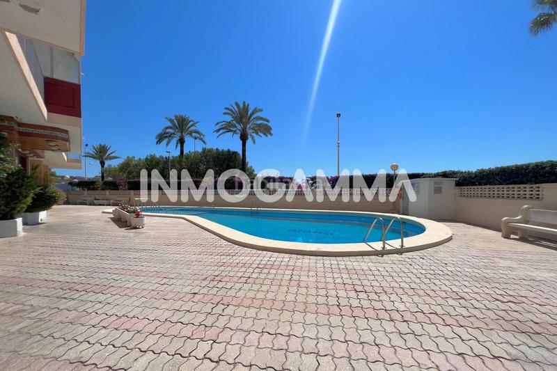 Foto ce85ec32-fbf4-46d1-b7ac-f41dc6540d72. Piso  en venta en Racó 1 línea, 4 dormitorios. en Cullera