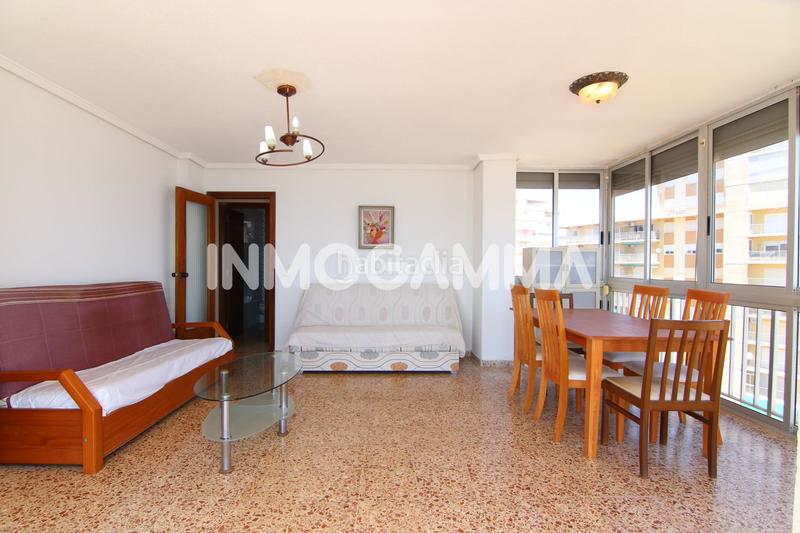 Foto d369eba2-b2a7-4822-99d5-0f363142916f. Piso  en venta en Racó 1 línea, 4 dormitorios. en Cullera