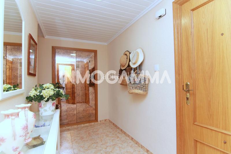 Foto 4eb42e93-b6c6-41fb-af92-a9a7a340ba1e. Piso  en venta en san antonio 1 línea, 3 dormitorios. en Cullera