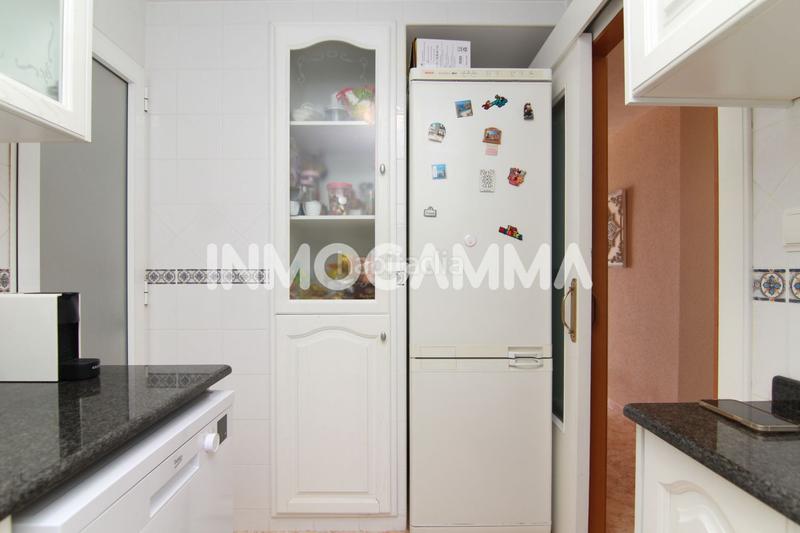 Foto 84e68427-e3cc-488f-8f3a-8f02bf507a30. Piso  en venta en san antonio 1 línea, 3 dormitorios. en Cullera