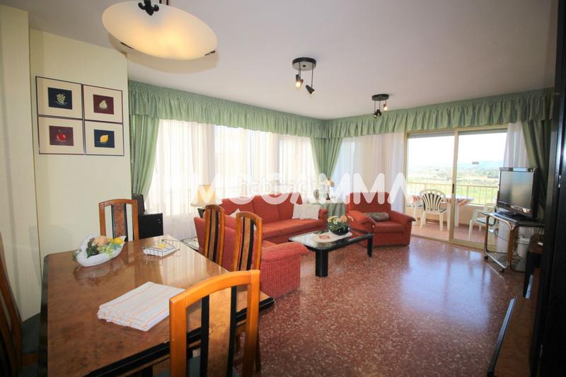 Foto 14ede1d4-bf1a-4974-93da-1033c7622777. Alquiler apartamento  en alquiler en san antonio avenida, 3 dormitorios. en Cullera