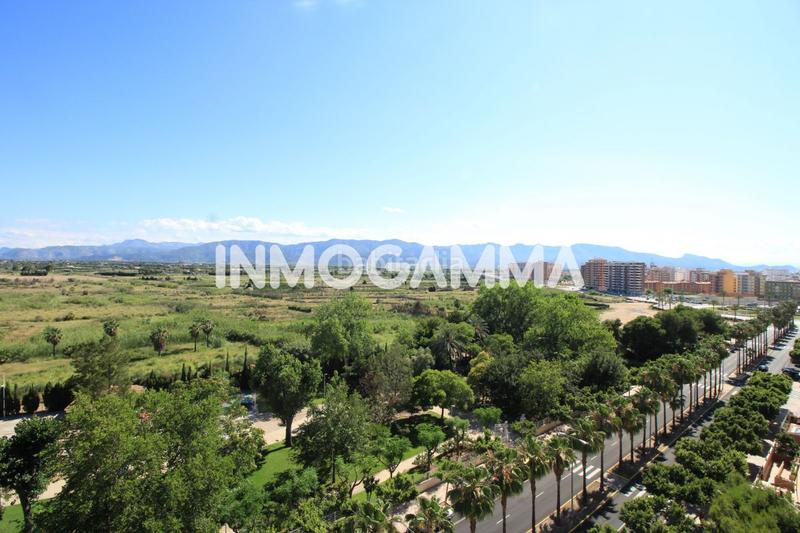 Foto 1b6aa529-b3d3-40df-8b88-01eb001f7aea. Alquiler apartamento  en alquiler en san antonio avenida, 3 dormitorios. en Cullera