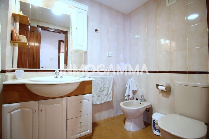 Foto b50f66dc-27b5-4407-9fec-9ca4b1fe03a4. Alquiler apartamento  en alquiler en san antonio avenida, 3 dormitorios. en Cullera