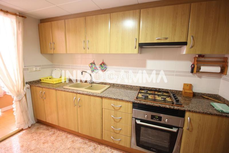 Foto cb4e69d4-c351-46ce-b6ca-90c9c4141685. Alquiler apartamento  en alquiler en san antonio avenida, 3 dormitorios. en Cullera
