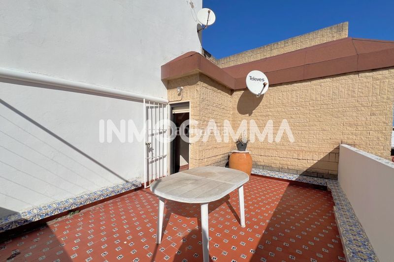 Foto 33d79fa3-2ed9-4fa4-8a76-1e2e36b27939. Àtic a Sueca Sueca