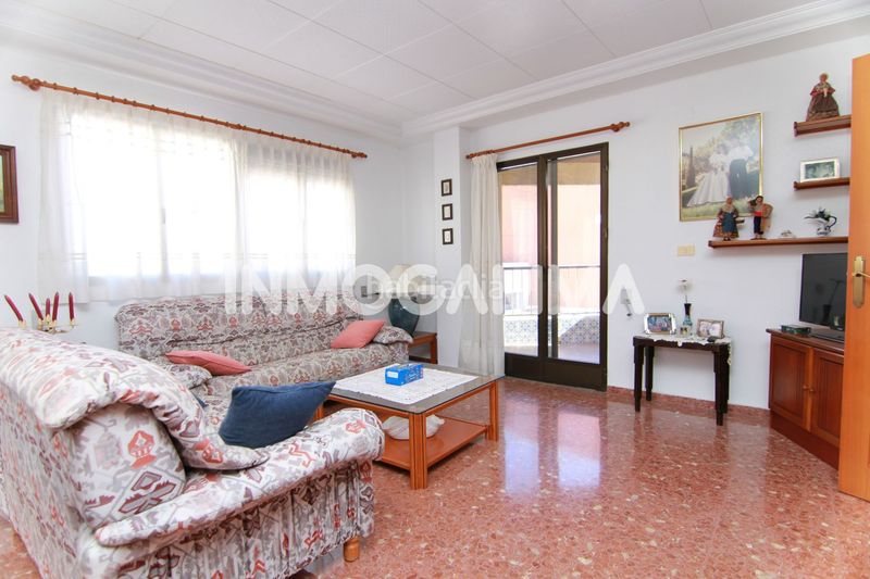 Foto f3e0ef59-cb62-4219-a946-9438b93bf8de. Àtic a Sueca Sueca