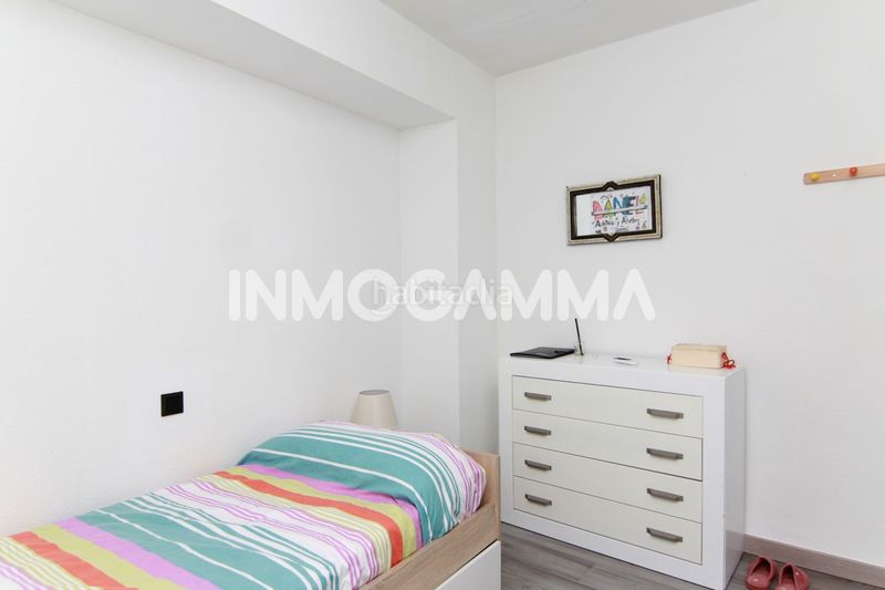 Foto a2f5be98-cb27-4eea-ae34-4dcc25f64e8b. Pis a pueblo de Cullera Cullera
